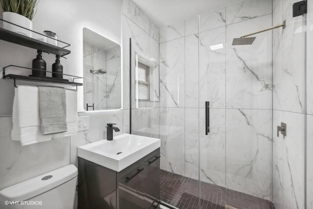 The Chic Urban Oasis Near The Lake! Chicago Exterior photo